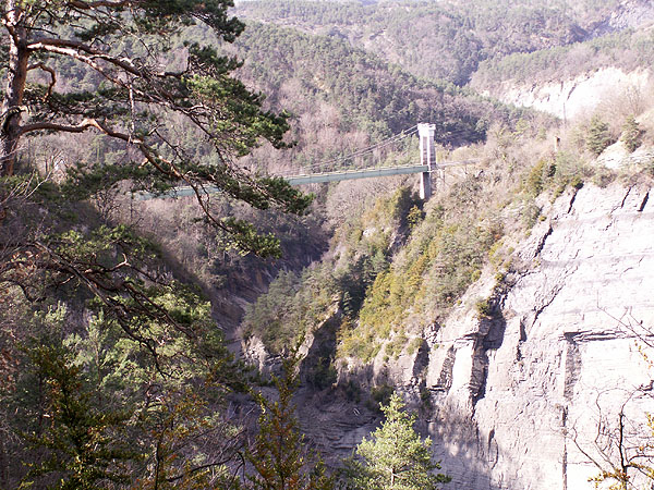 144_vue sur la passerelle de l'Ebron