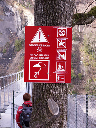 105_panneau avertissement avant la passerelle du Drac